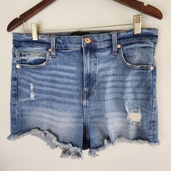 Kendell And Kylie The Drifter High Rise Factory Distressed Jean Shorts Size 31 - Picture 2 of 9